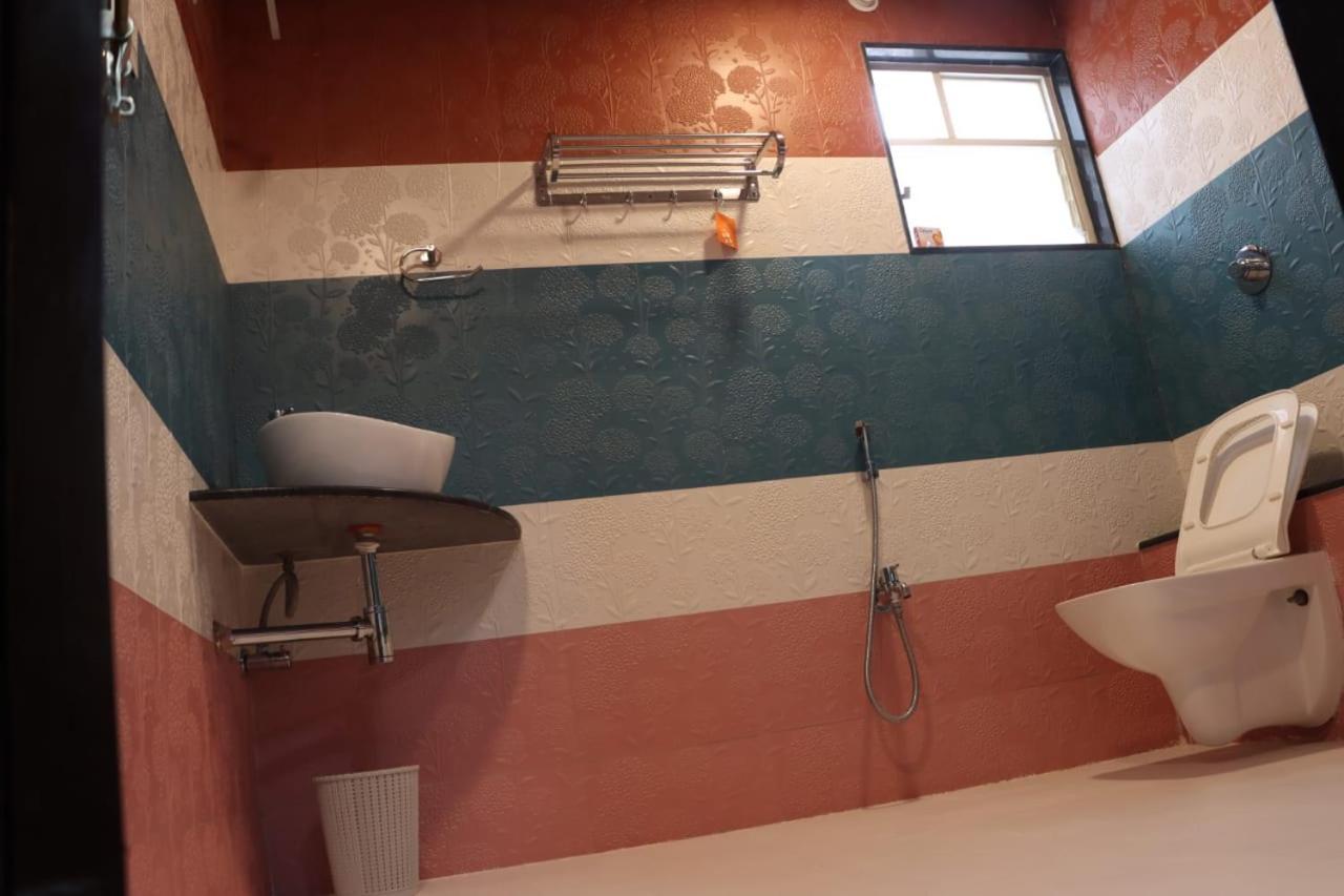 Pawan Executive Tuljapur Экстерьер фото
