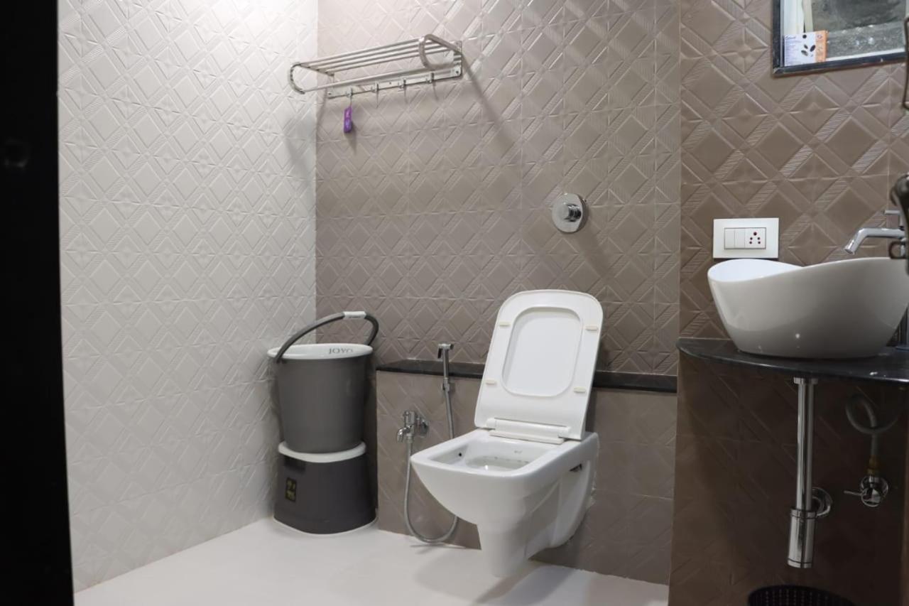 Pawan Executive Tuljapur Экстерьер фото