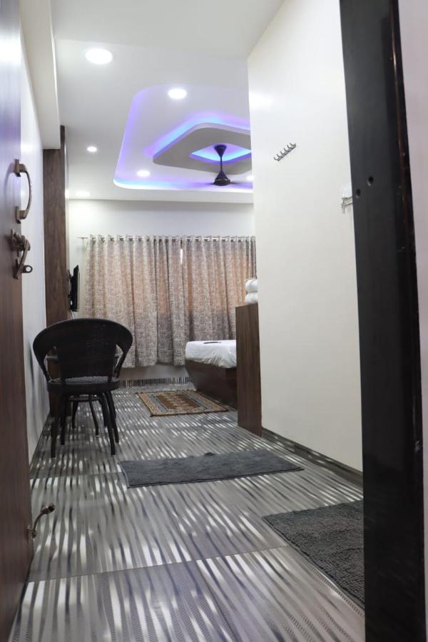 Pawan Executive Tuljapur Экстерьер фото