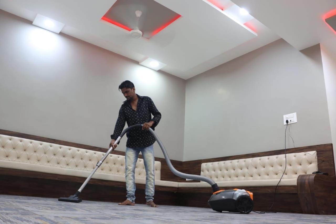 Pawan Executive Tuljapur Экстерьер фото