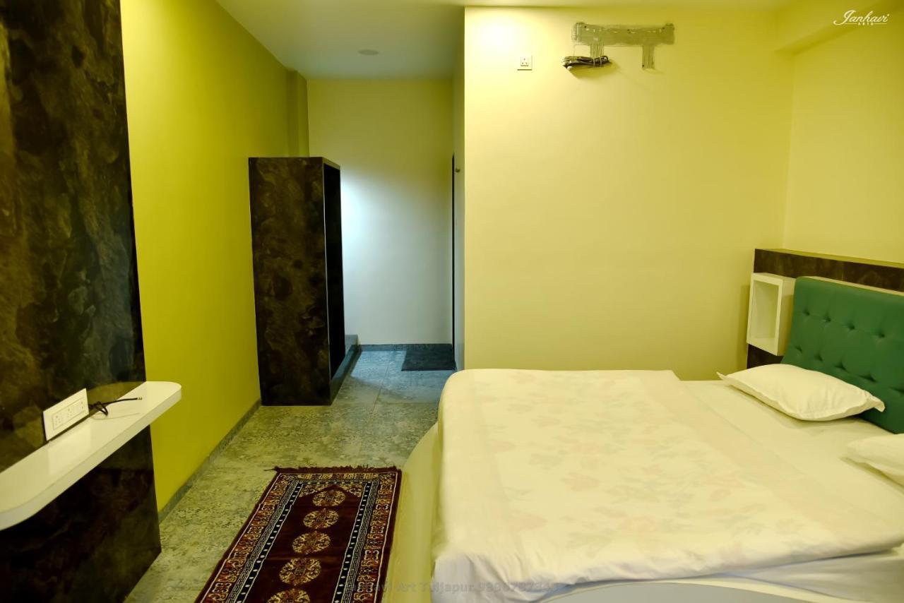 Pawan Executive Tuljapur Экстерьер фото
